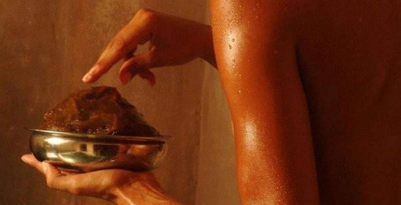 exfoliation du corps pour une peau toute douche et parfumée dans l'hérault