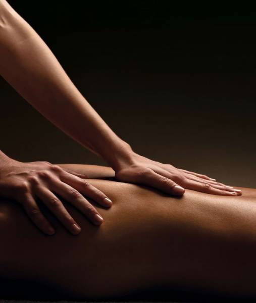 Le Rituel Monoï Délice : Gommage & Massage en un Seul Soin Envoûtant à St-Gély-du-Fesc