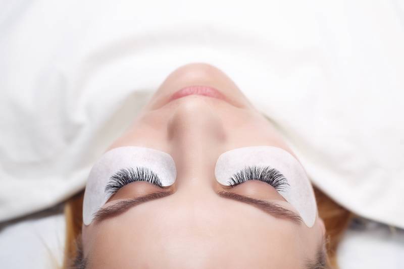embellissez votre regard avec le réhaussement de cils proposé à Naturalia Spa dans l'hérault