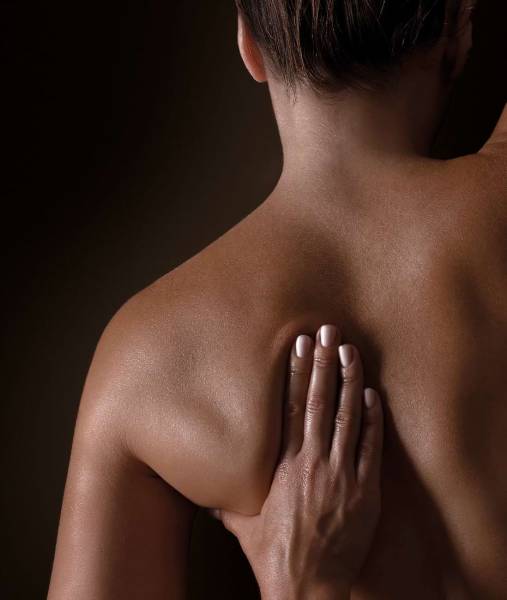 Le Rituel Monoï Délice : Gommage & Massage en un Seul Soin Envoûtant à St-Gély-du-Fesc